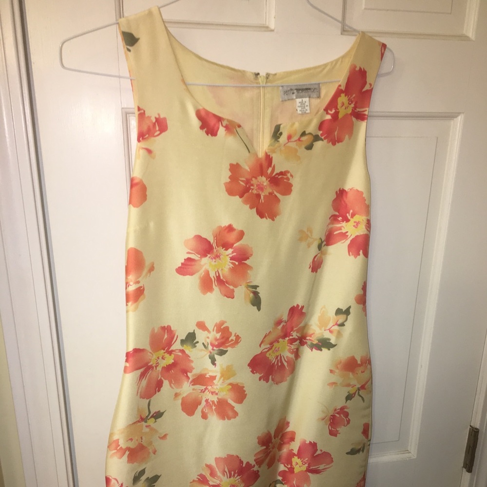 Petite sophisticate Spring/Summer Dress.